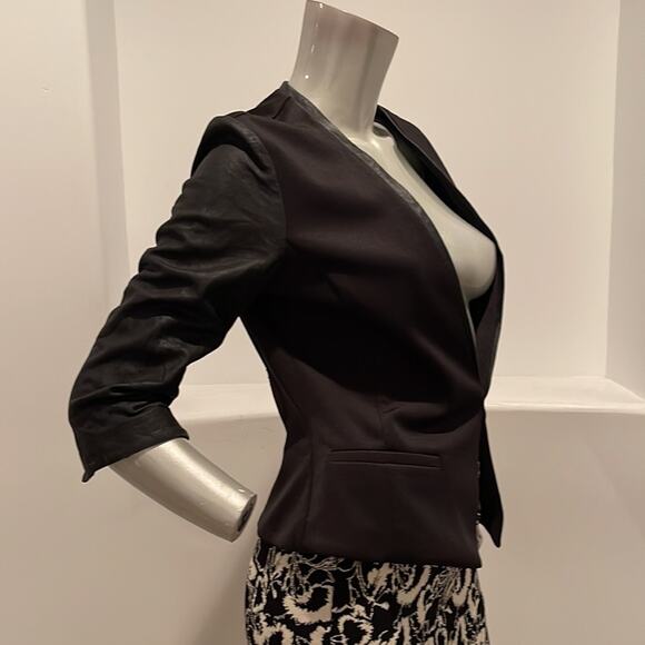 Lamarque Cindy Cropped Cut Out Leather Combo Jacket Black Size 8 BNWOT - Picture 3 of 14